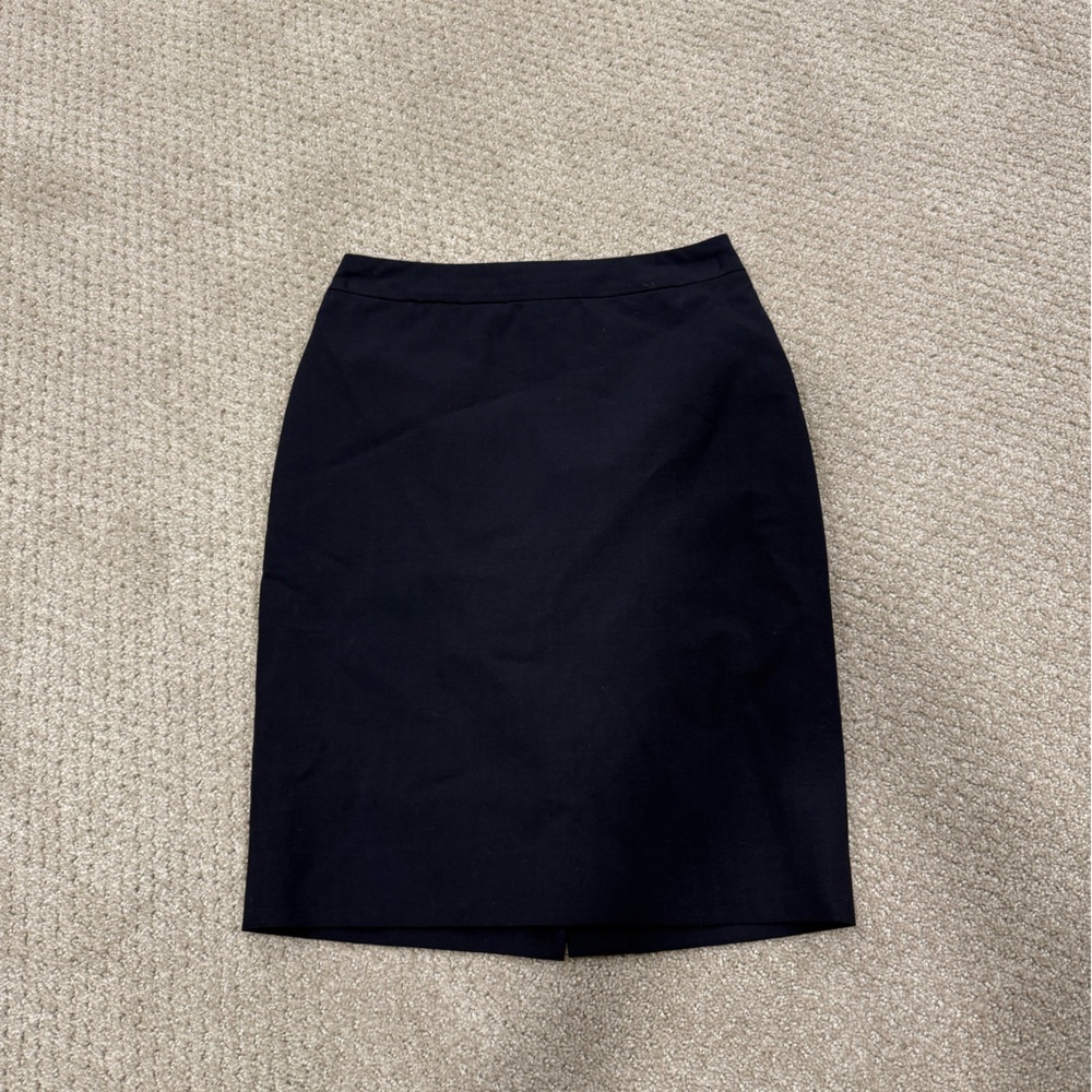 Banana Republic Classic Navy Pencil Skirt